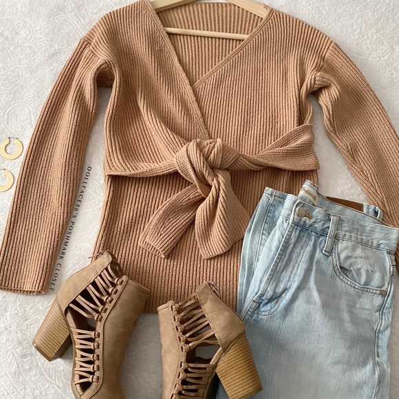 Ribbed Wrapped Front Sweater - Picture 2 of 8